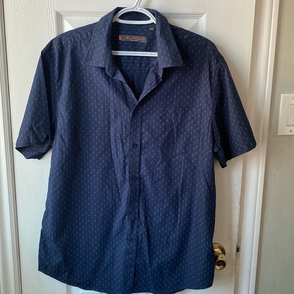 Ben Sherman extra large blue runs a little closer to a large - Picture 1 of 3